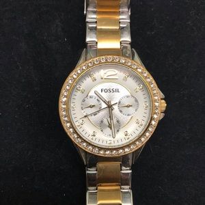 Two-Toned Women’s Fossil Watch